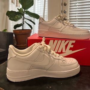 White Nike Air Force 1 - women’s size 9 - never been worn. Brand new!